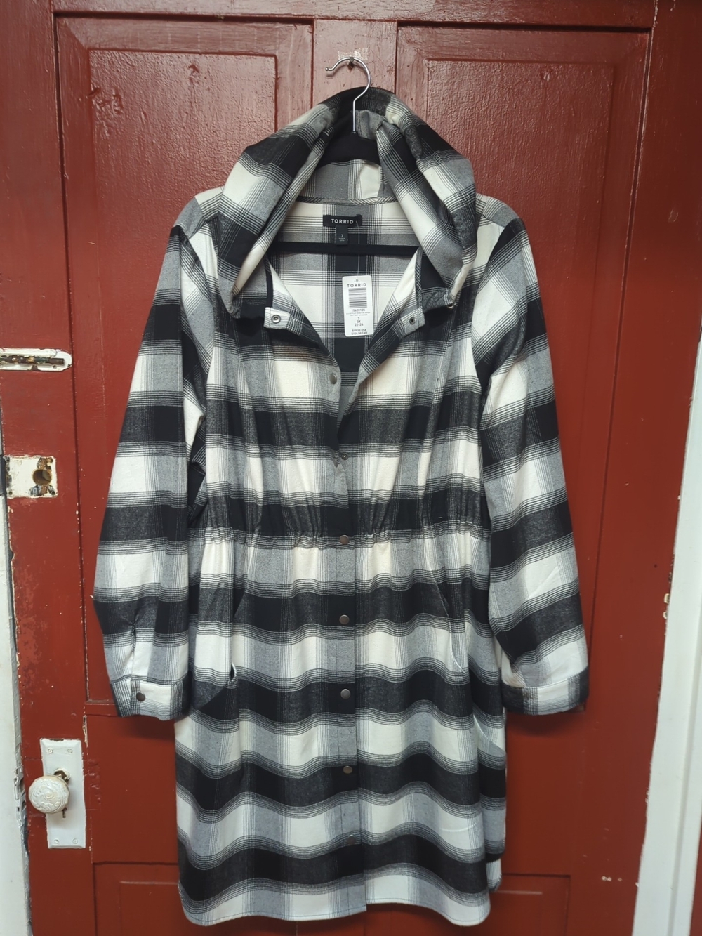 NWT Torrid Black and White Plaid Button-Front Hooded Mid Length Jacket 3X 22-24W